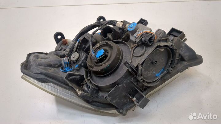 Фара (передняя) левая Nissan Navara