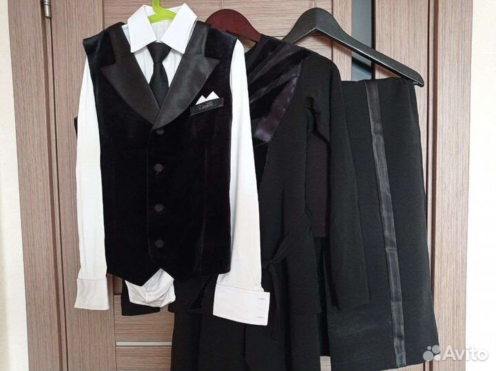 Танцевальный костюм