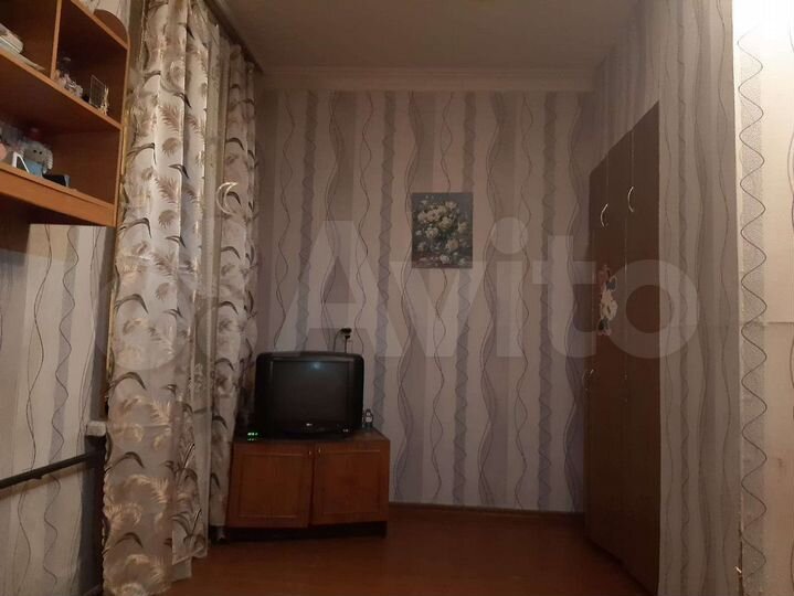 Комната 21,6 м² в 1-к., 1/2 эт.