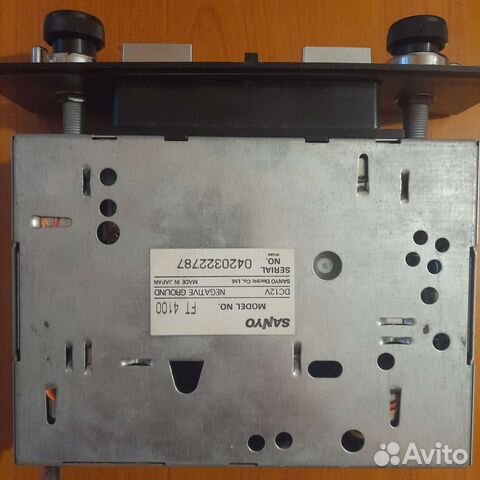 Кассетный магнитофон sanyo