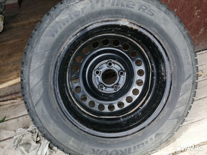 Hankook Winter I'Pike RS2 W429 205/65 R16 95T
