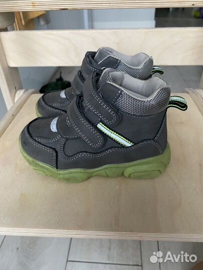 Кроссовки демисезонные детские