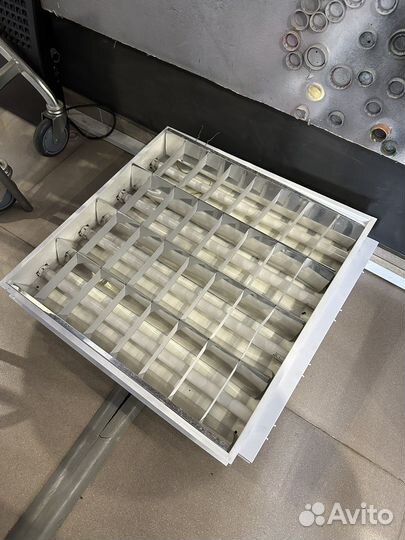 Светильник потолочный офисный