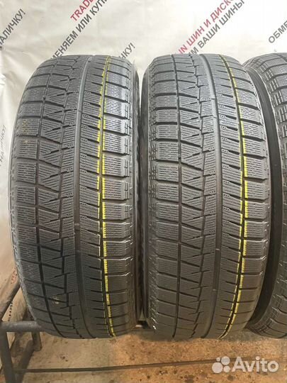 Bridgestone Blizzak Revo GZ 215/60 R17 92M