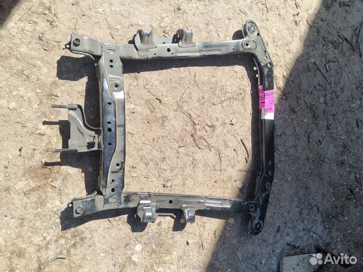 Лада ларгус подрамник