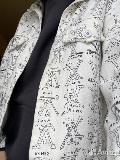 Джинсовая куртка