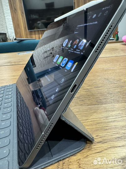 iPad pro 11 2018 wifi 256 +Pencil +keyboard folio