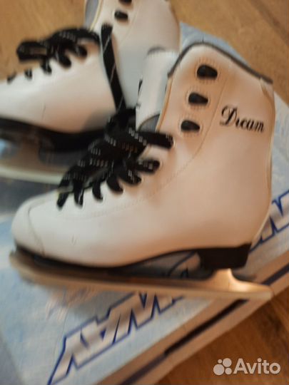 Коньки фигурные