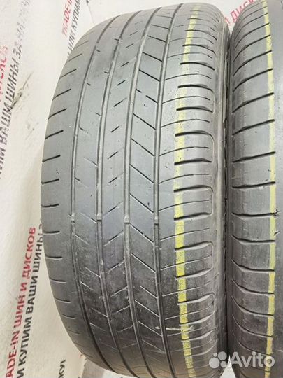 Goodyear EfficientGrip 215/60 R16