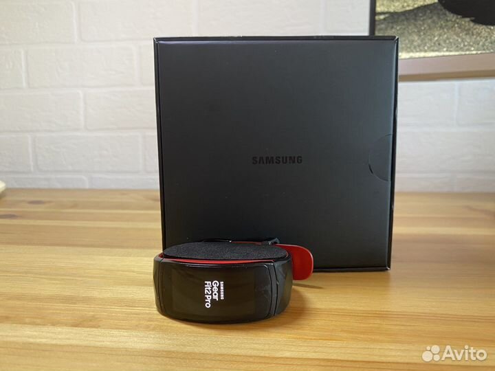 Samsung gear fit 2 pro