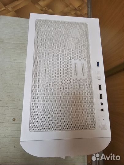 Корпус для пк белый 1st player