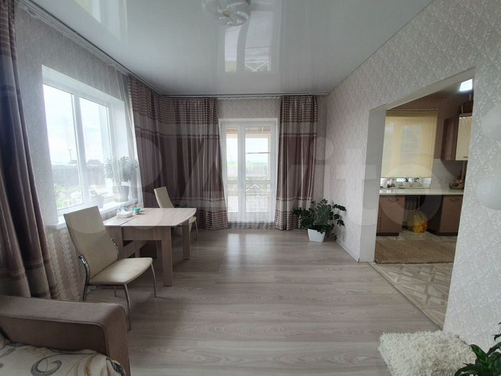 Дом 112 м² на участке 12 сот.