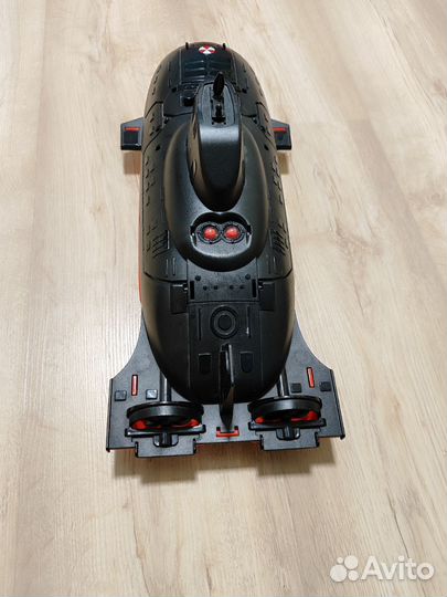 Подводная лодка с ракетами