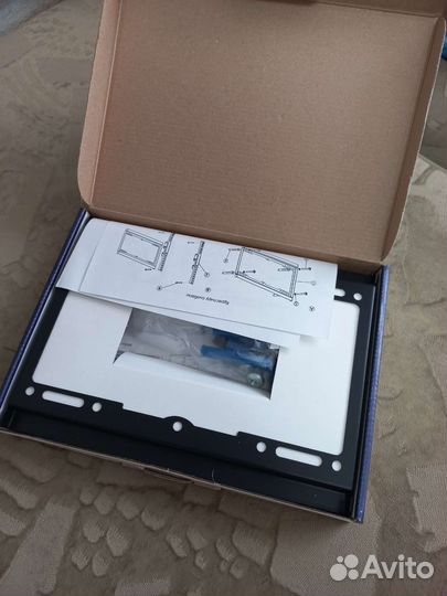 Кронштейн для телевизора