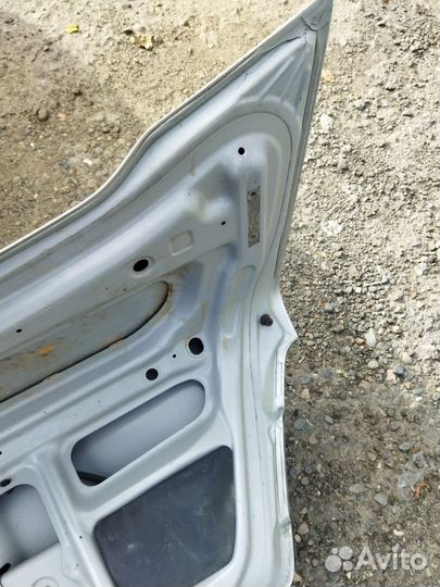 Крышка багажника Тойота спринтер ае110