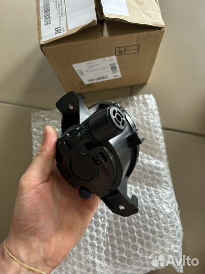 Фара противотуманная правая bmw x1(E84)x3(E83)