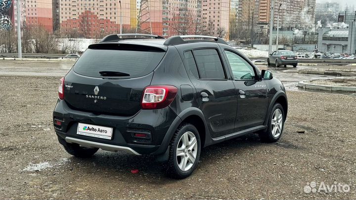 Renault Sandero Stepway 1.6 МТ, 2018, 121 100 км