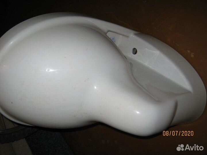 Унитаз настенный