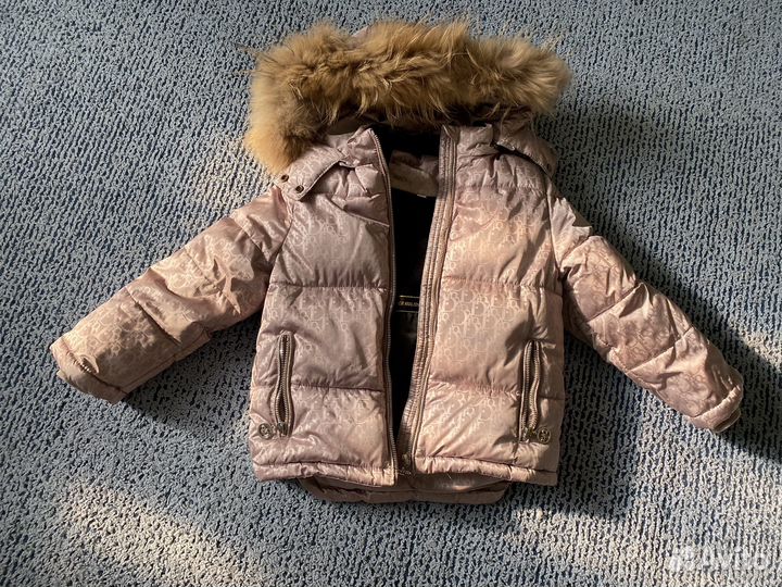 Зимняя куртка на девочку