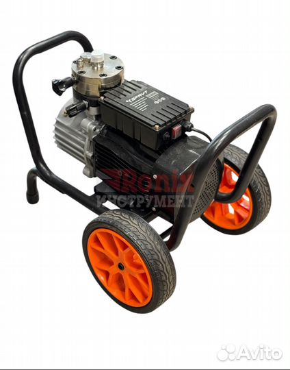 Безвоздушный окрасочный аппарат (покрасочник)