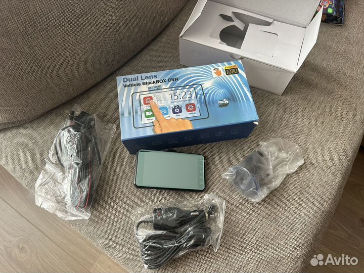 Сенсорный Видеорегистратор с камерой заднего вида