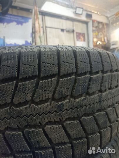 Nitto SN3 Winter 215/55 R16