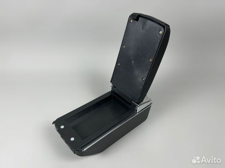 Бардачок подлокотник Honda Fit 14-20г Тип 1