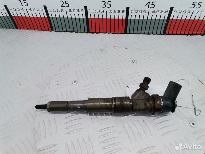Форсунка BMW 3 E90/E91/E92/E93 2007 13537794435