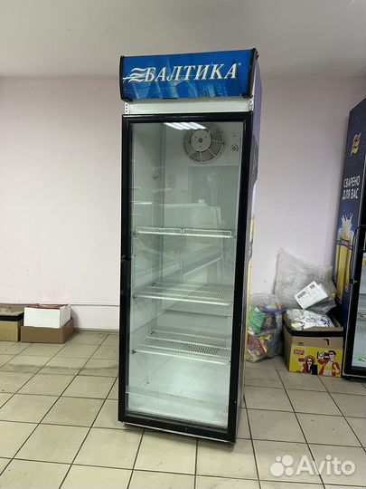 Продам два торговых холодильника под напитки