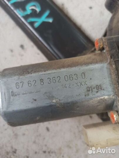 Стеклоподъемник электрический задний левый Bmw X5