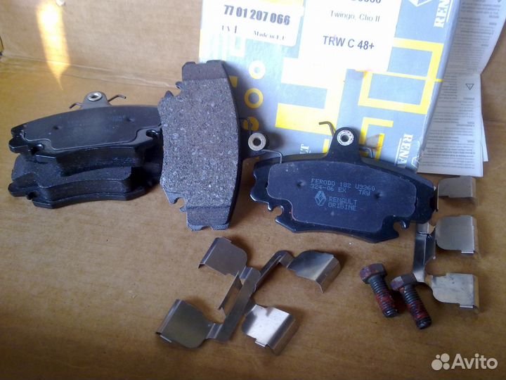 Колодки тормозные оригинал Renault