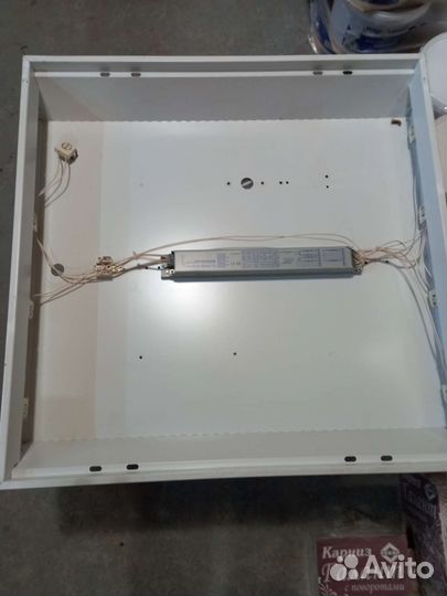 Светильник потолочный встраиваемый