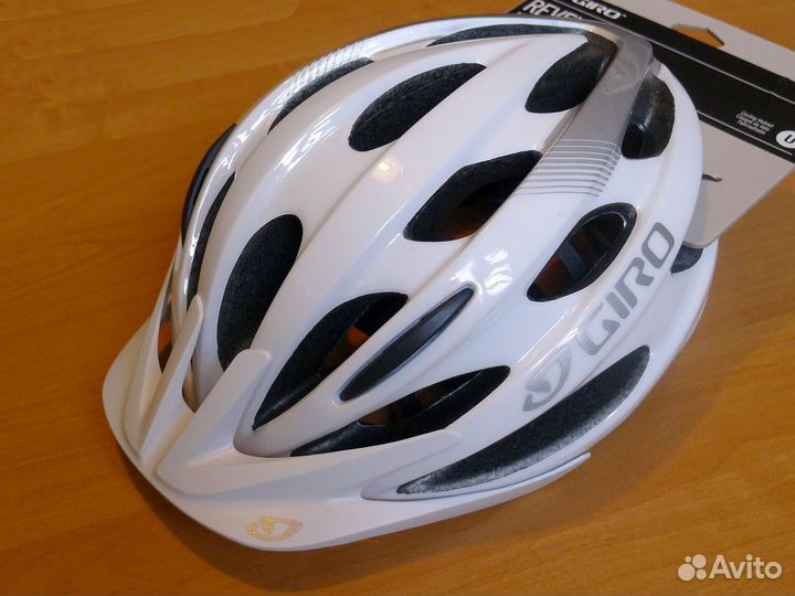 Велошлем Giro Revel Helmet, new, из США