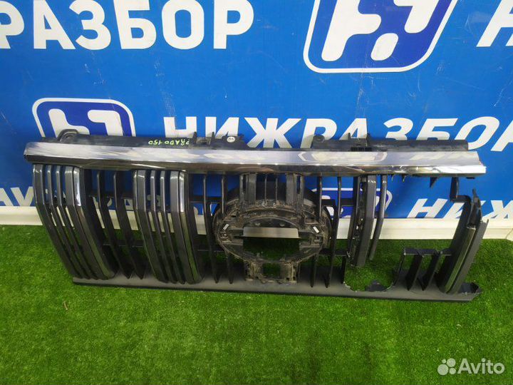 Решетка радиатора передняя Toyota Land Cruiser