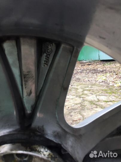 Диски на mercedes r18