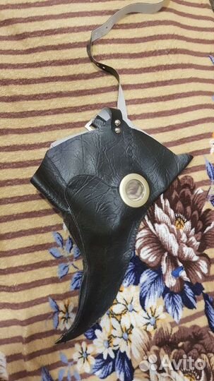 Маска чумного доктора