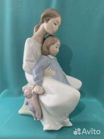 Фарфоровая статуэтка NAO Lladro