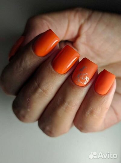 Аппаратный маникюр с покрытием гель-лаком