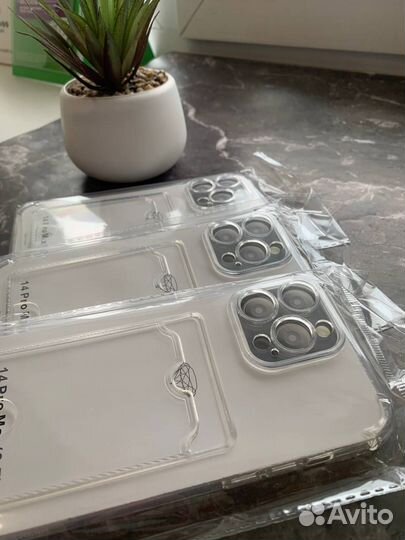 Прозрачный чехол с отделением по карту