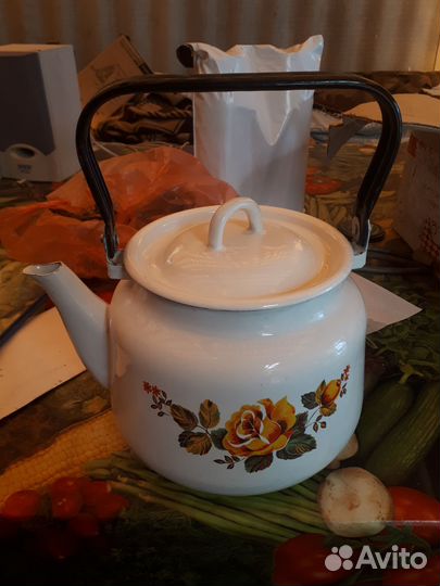 Чайник эмалированный СССР новый