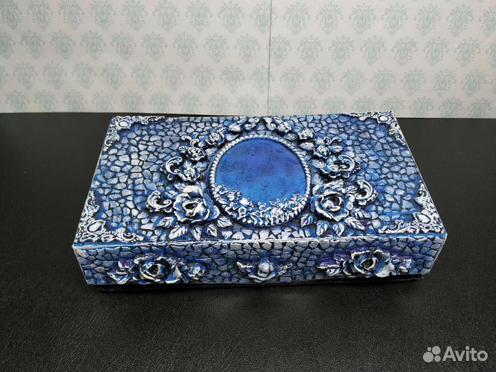 Шкатулка ручной работы лепнина