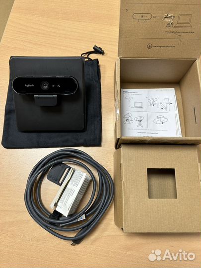 Веб камера logitech brio
