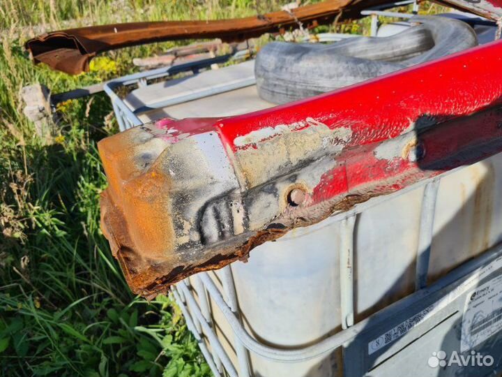 Порог кузова левый Toyota Corolla E150 1.6 1ZR-FE