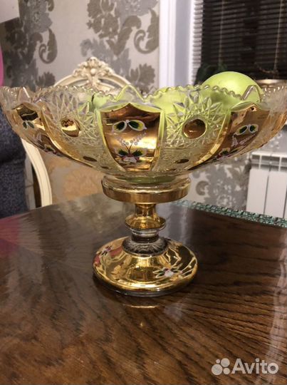 Фруктовница на ножке диагональ 30см