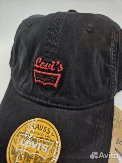 Бейсболка Levi's