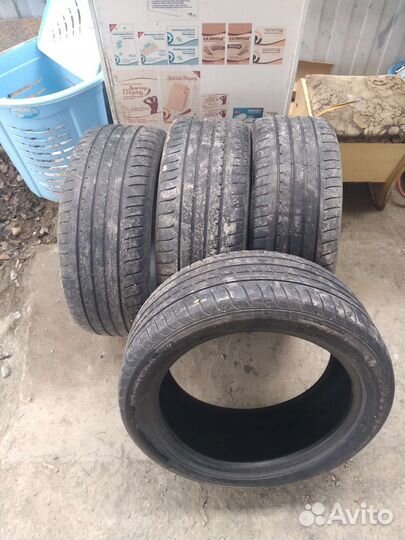 Goodyear EfficientGrip 21.5/50 R17