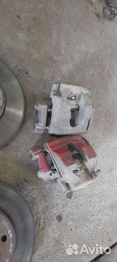 Тормоза Mercedes w210, Перед, суппорты диски