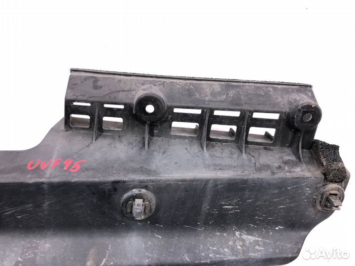 Крепление бампера заднее правое Lexus Ls600H UVF45