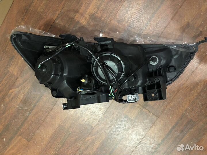 Фара передняя правая левая галоген mitsubishi ASX