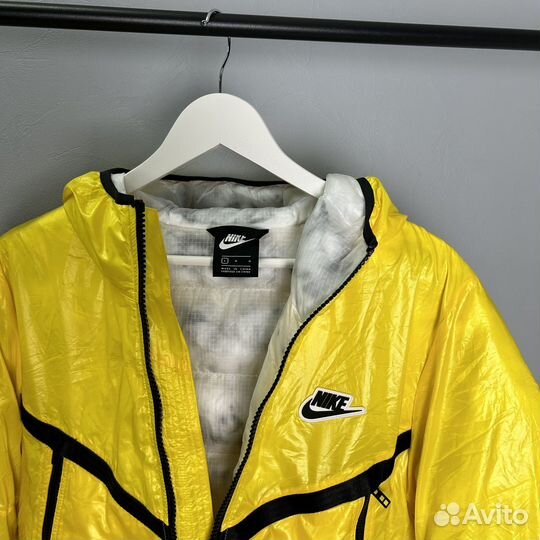 Куртка Nike Sportswear Synthetic Fill Windrunner